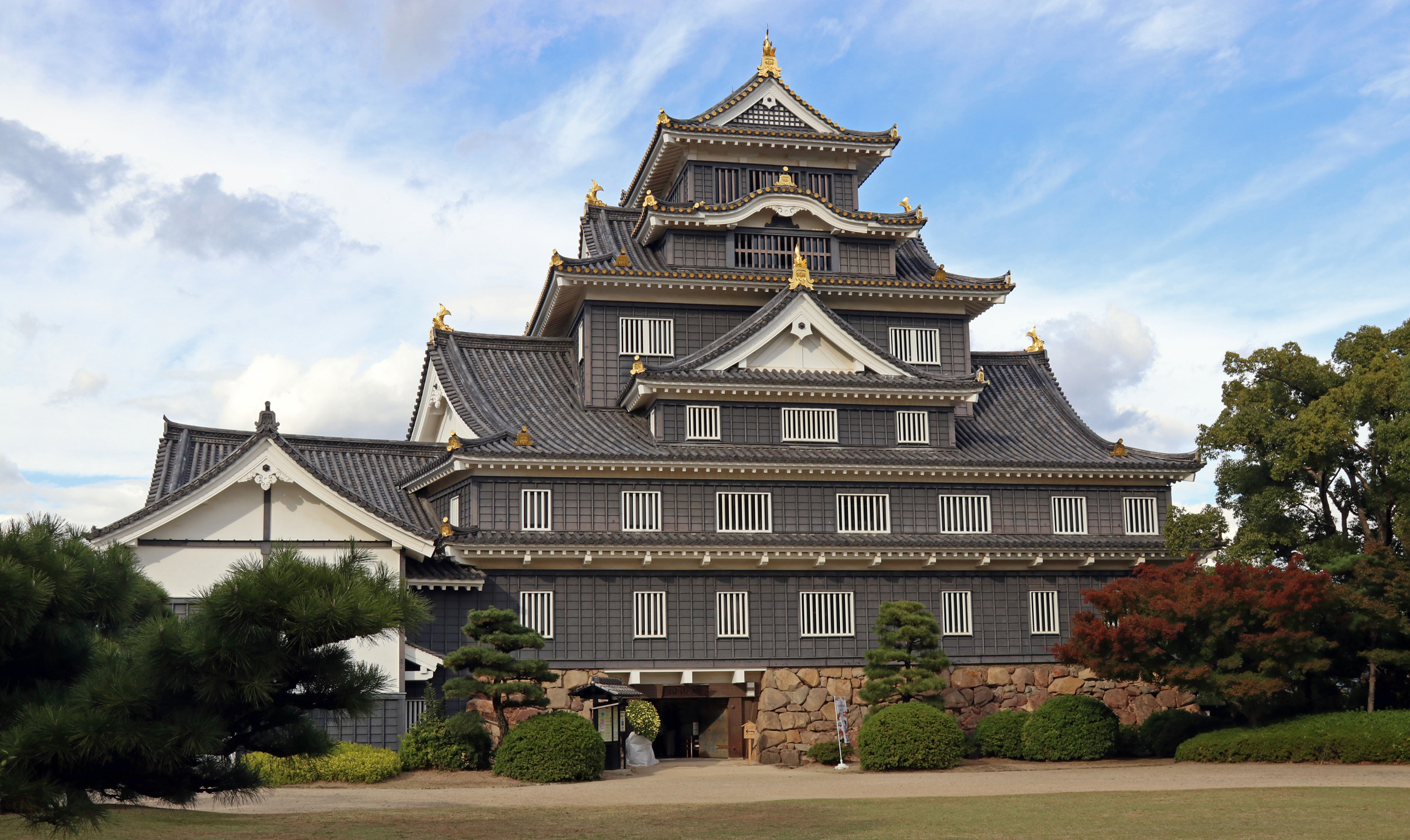 Okayama Castle_2 crop
