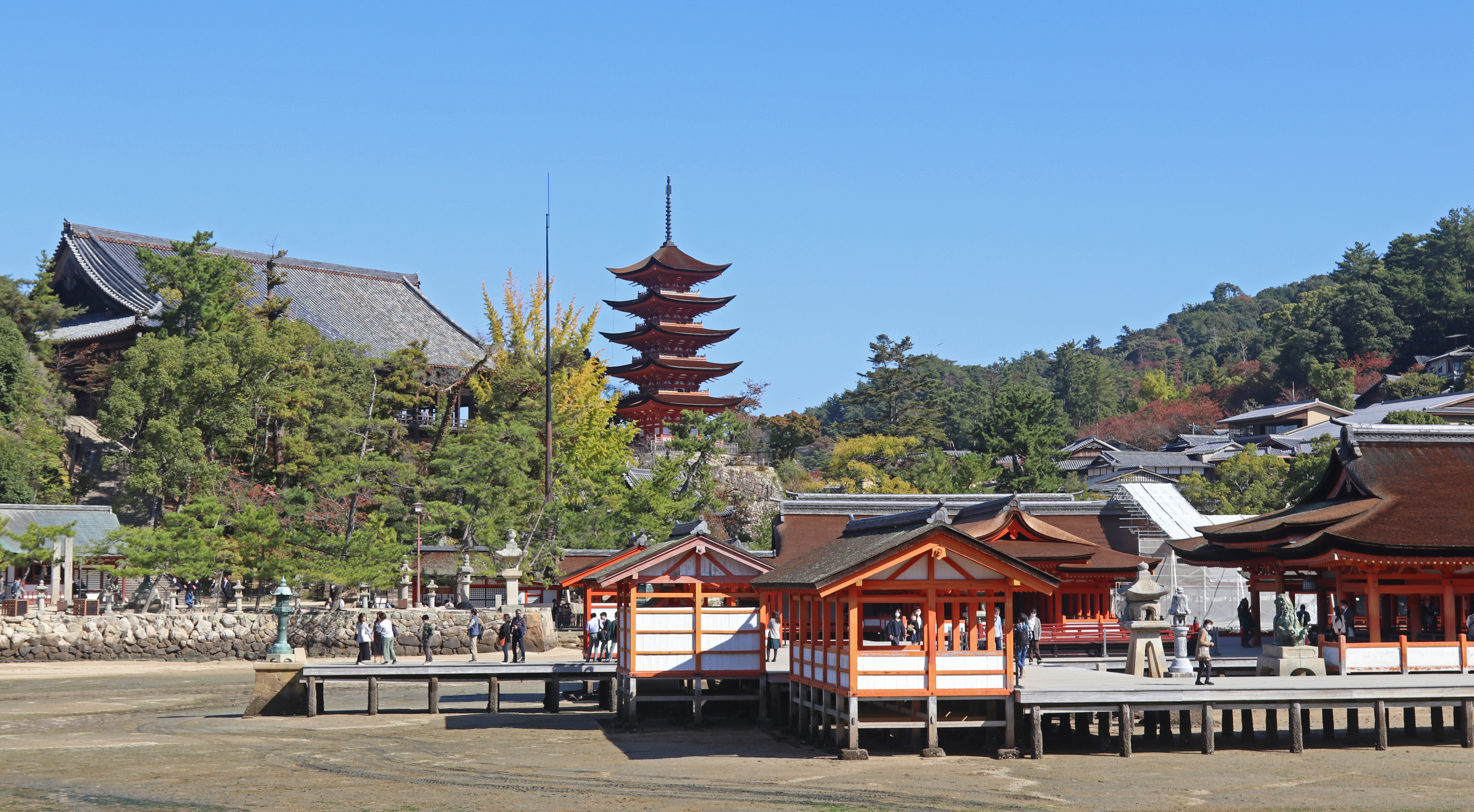 Isukushima Shrine 2